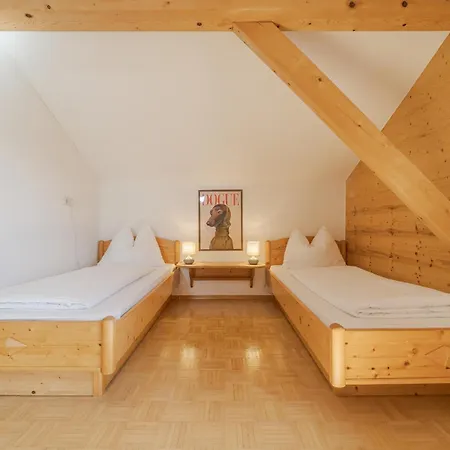 Daire Haus H.o.f.