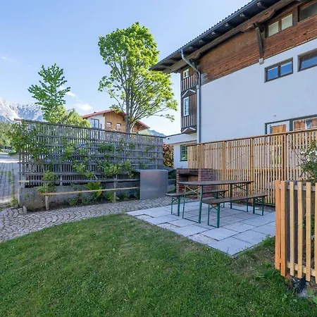 Daire Haus H.o.f. Ramsau am Dachstein