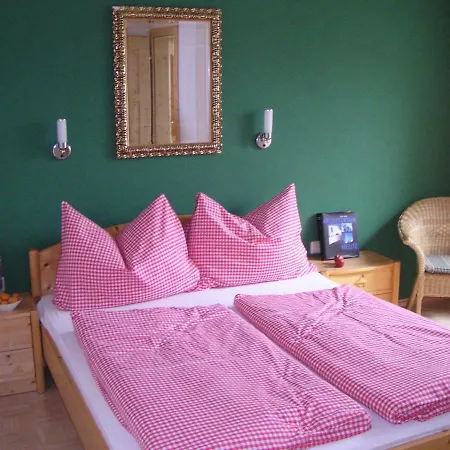 Haus H.o.f. Apartment *
